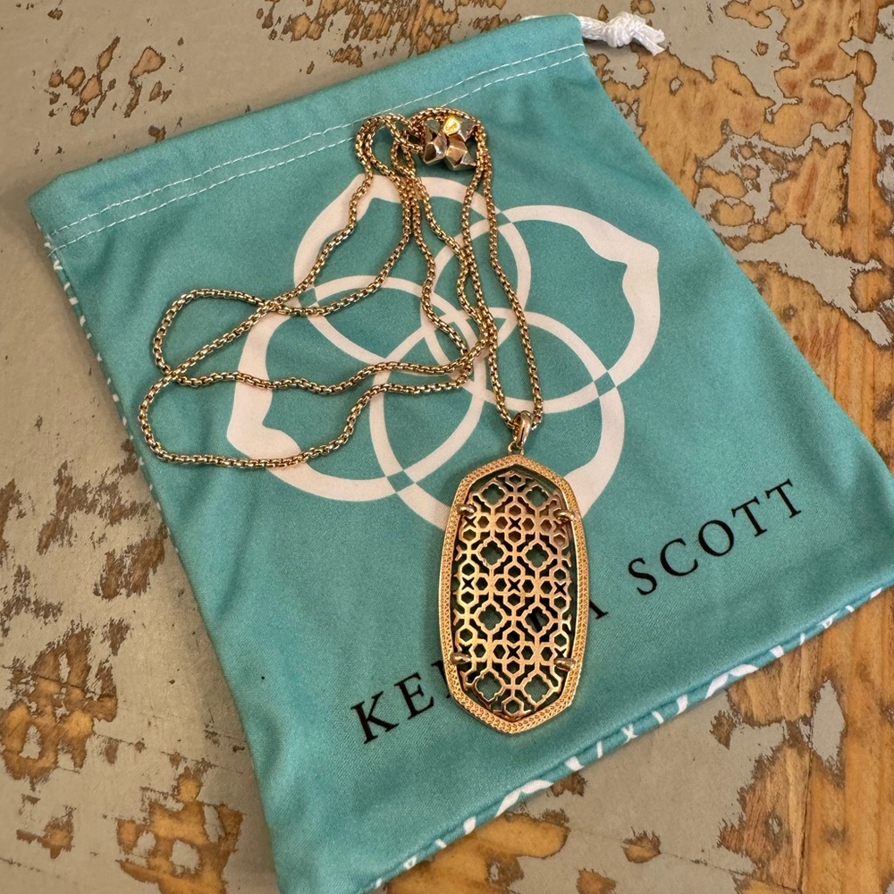 EUC Kendra Scott Rose Gold Reid Pendant Necklace